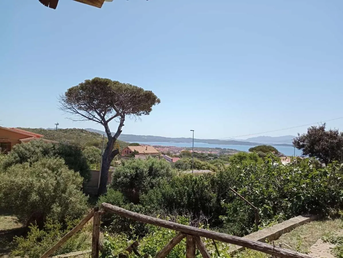 Apartment Villa Ederle La Maddalena  Italien